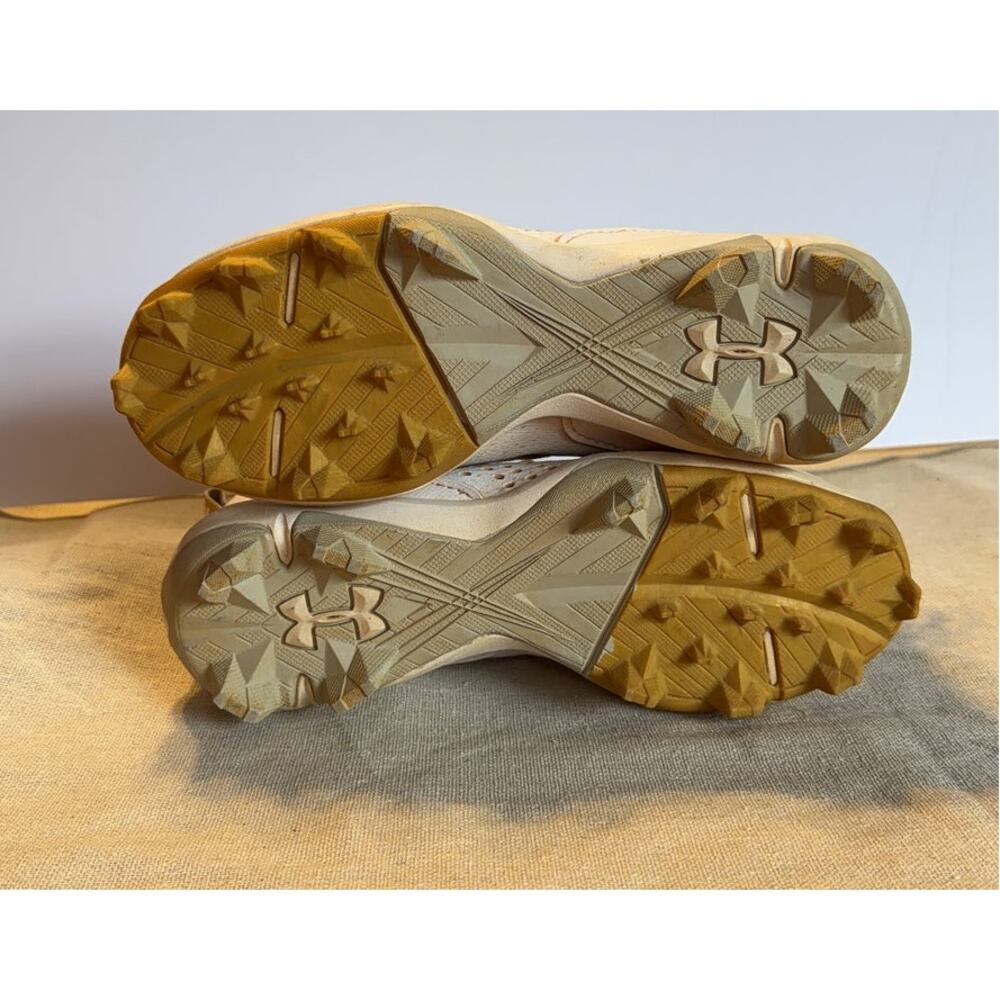 Under Armour Kids Cleats US 2.5Y High-top Rubber Cream Gold - Picture 2 of 9